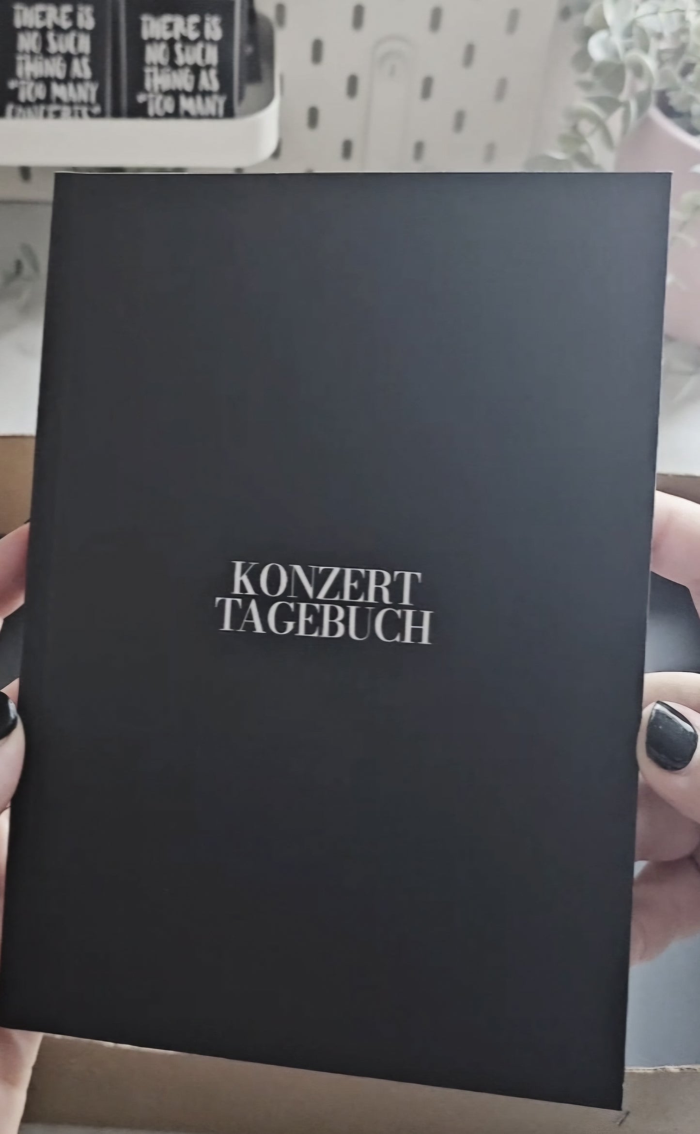 Konzerttagebuch Volume 4 NEU | nachhaltig | Concert Recaps mit 4 Seiten | Konzertjournal | A5 | für 30 Konzerte